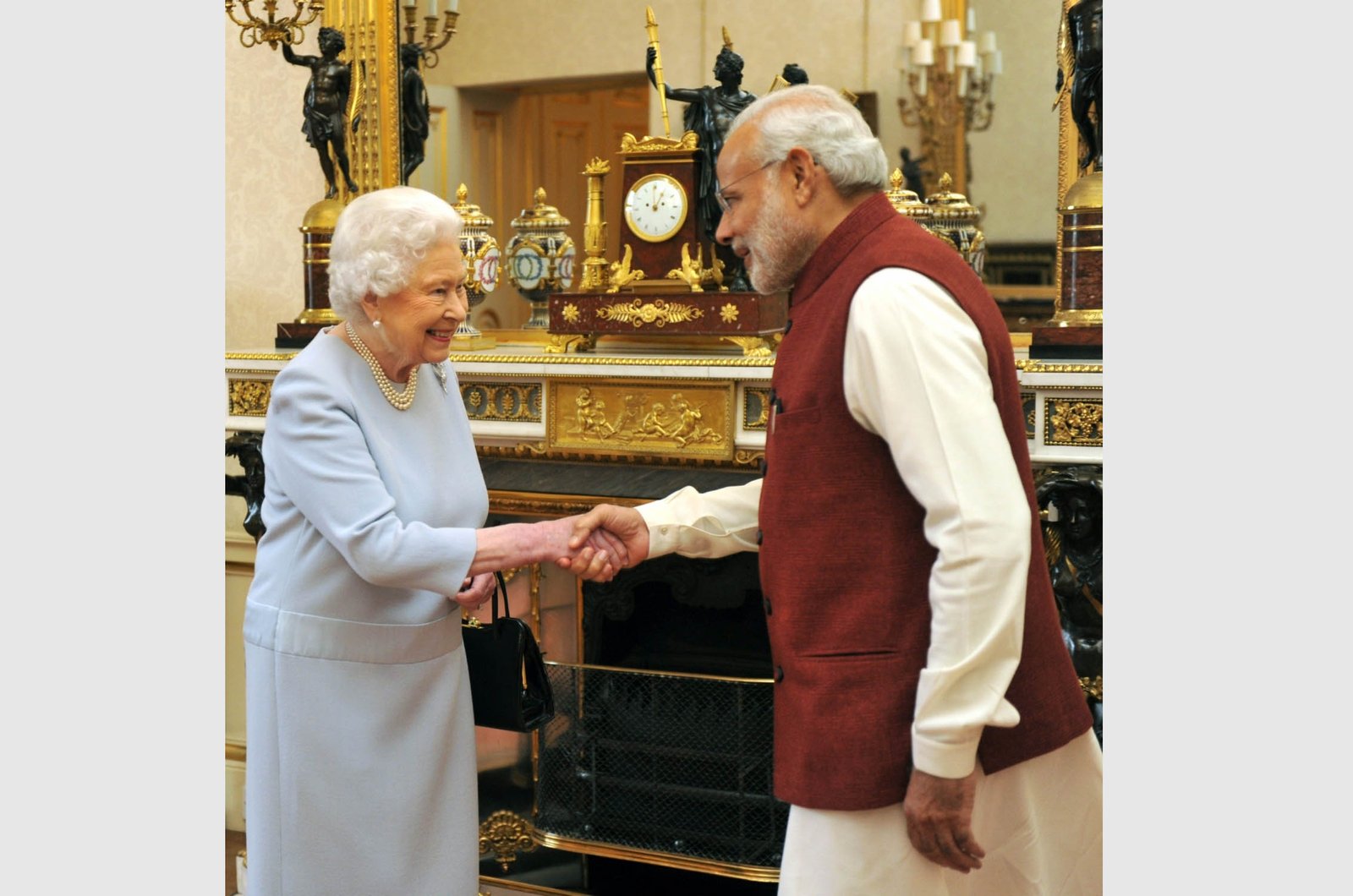 The Queen Met Several Indian Leaders - IndiaWest News