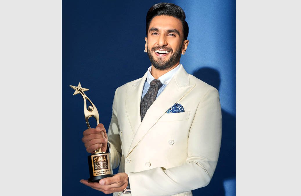 Bollywood’s Ranveer Singh Awarded for Being The Most Loved in South ...