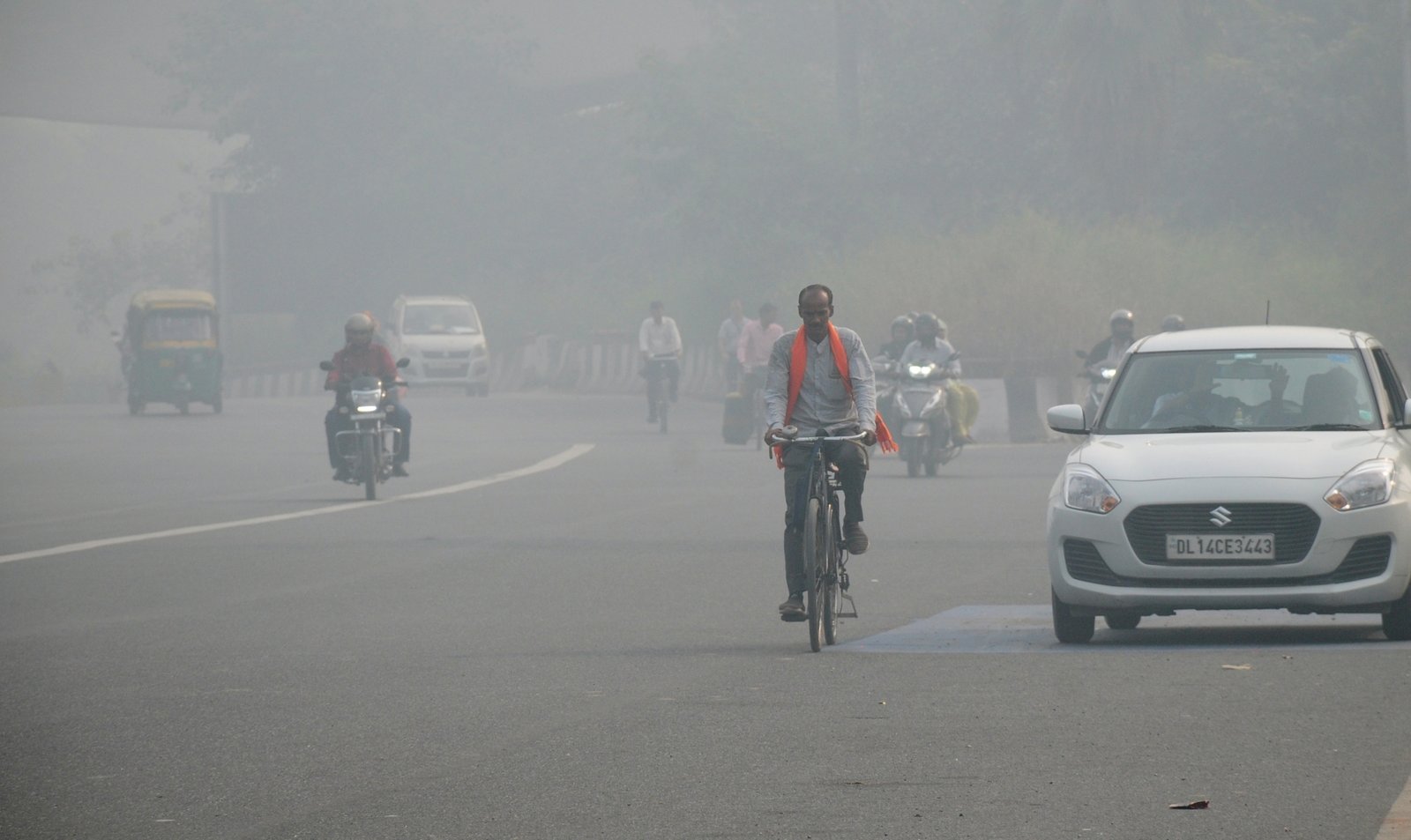 Delhi's Air Quality Keeps Slipping; Now In 'Severe' Category - Vimarsana News