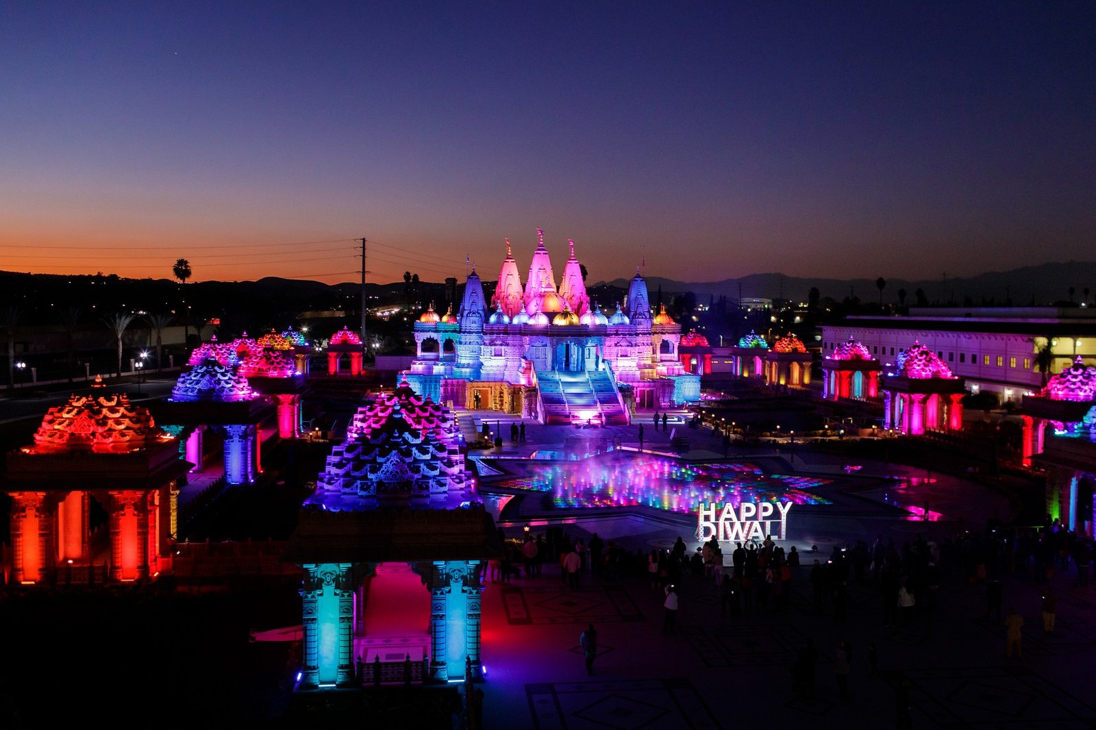 Spectacular Diwali Celebrations At BAPS Swaminarayan Mandirs Across US ...