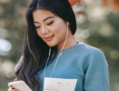 5-Audiobooks-And-Podcasts-For-Stress-Mangement-IndidaWest-India-West