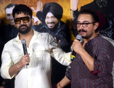 Why-Havent-You-Invited-Me-To-The-Show-Aamir-Khan-Asks-Kapil-Sharma. India West