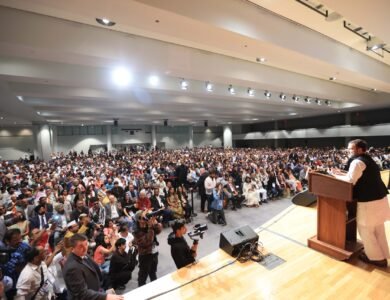 Rahul-Gandhi-Meets-Community-Thinkers-In-NY- India West