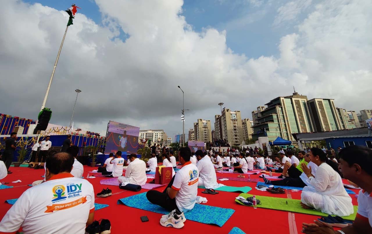 Yoga-Day-Event-In-Surat-Sets-Guinness-World-Record India West
