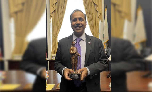 Raja Krishnamoorthi Honored With Ben Franklin Public Policy Award India West