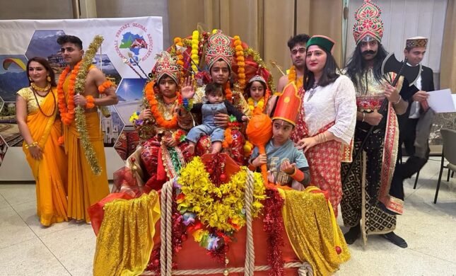 Despite Tense Relations, Canada’s Parliament Hill Hosts Kullu Dussehra