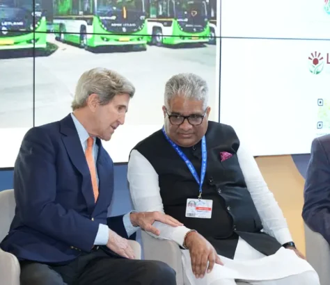 John-Kerry-Holds-Talks-On-US-India-E-Bus-Collaboration