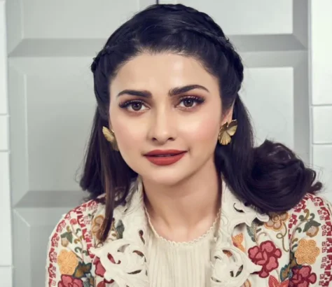 Prachi-Desai-Pampered-By-Naga-Chaitanya-Manoj-Bajpayee