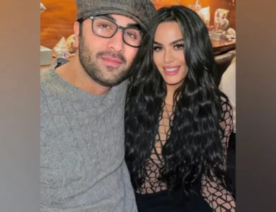 Ranbir Meets Sanjay Dutt's Daughter Trishala In NY