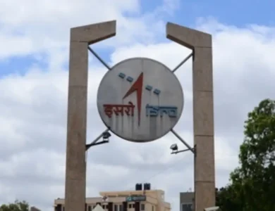 ISROs-Heavy-Lift-Rocket-A-Work-In-Progress-India-Turns-To-Space-X-For-Launch.webp