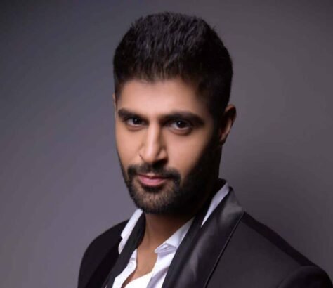 Tanuj-Virwani-Joins-Sunny-Leone-As-MTV-Co-Host.jpg