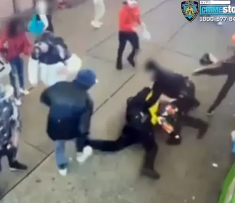 Lt.Ben-Kurian-Among-Cops-Assaulted-By-Mob-In-NY.webp