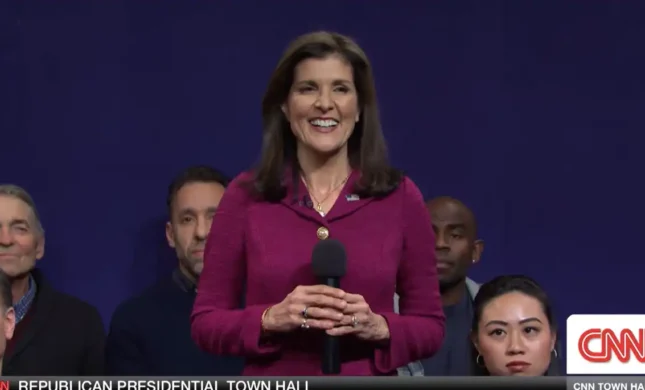 Nikki Haley Makes Surprise SNL Appearance