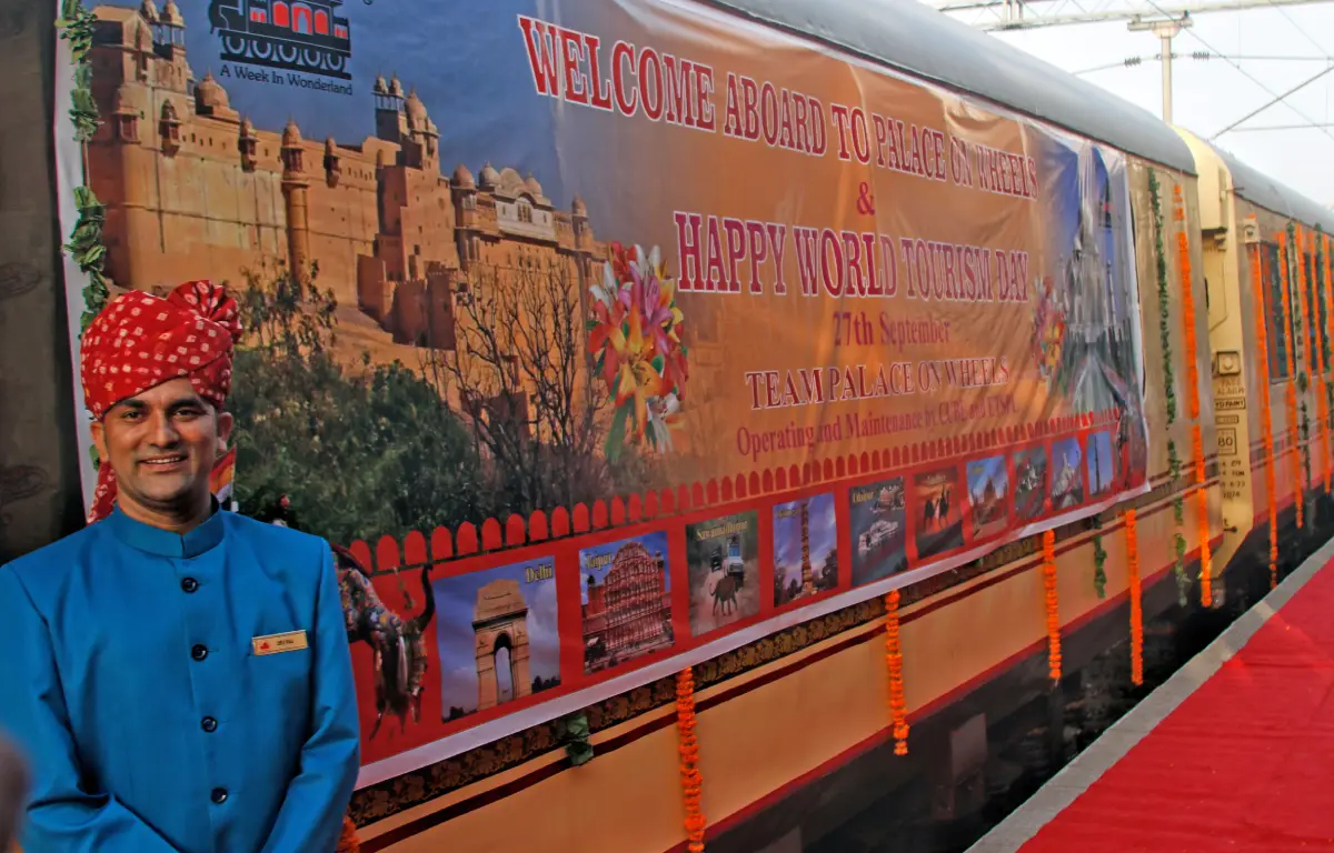 Palace-On-Wheels-Tours-Now-To-Ayodhya-Mathura-Kashi-1.webp