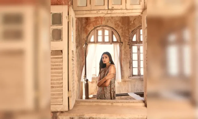 Athiya-Shetty-Turns-Muse-For-Ridhima-Bhasins-Collection.webp