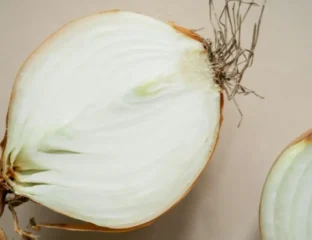 Remolding Hair Health Through Onion Juice