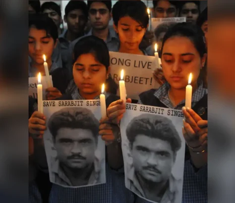 Man-Who-Killed-Sarabjit-Singh-In-Lahore-Jail-Shot-Dead.webp
