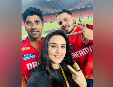Preity Has A Selfie With ‘Deadly’ Cricketers