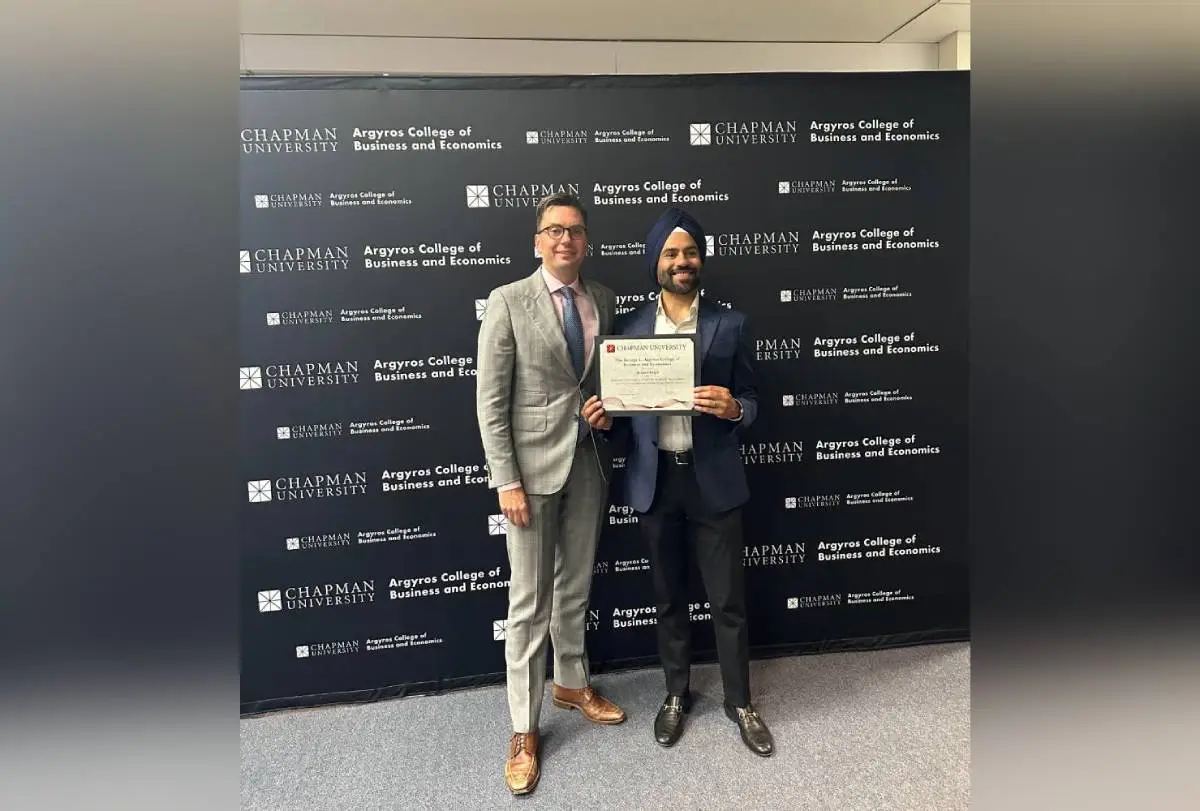 Avneet Singh Wins Chapman University’s Faculty Award