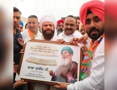 BJPs-Hans-Raj-Hans-Campaigning-With-Sufi-Music.webp