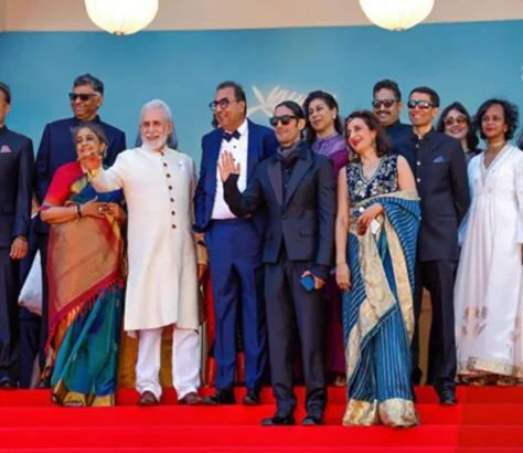 ‘Manthan’ Makers, Star Naseeruddin Shah Getting Standing Ovation In Cannes