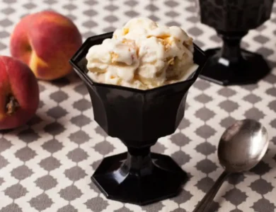 Peach Ice Cream With Amaretto Crunch