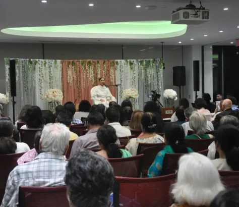 Sadhu Vaswani Center's Manhattan Event With Didi Krishna Draws Hundreds