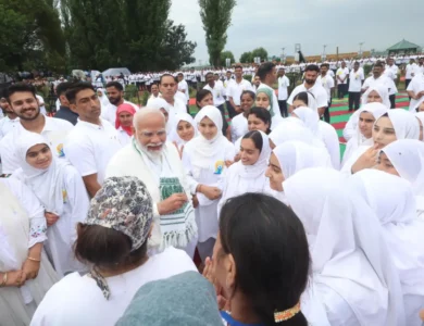 Modi Marks Yoga Day With Kashmiris