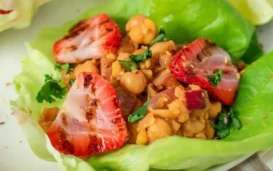 Chickpea Lettuce Wraps With Strawberries