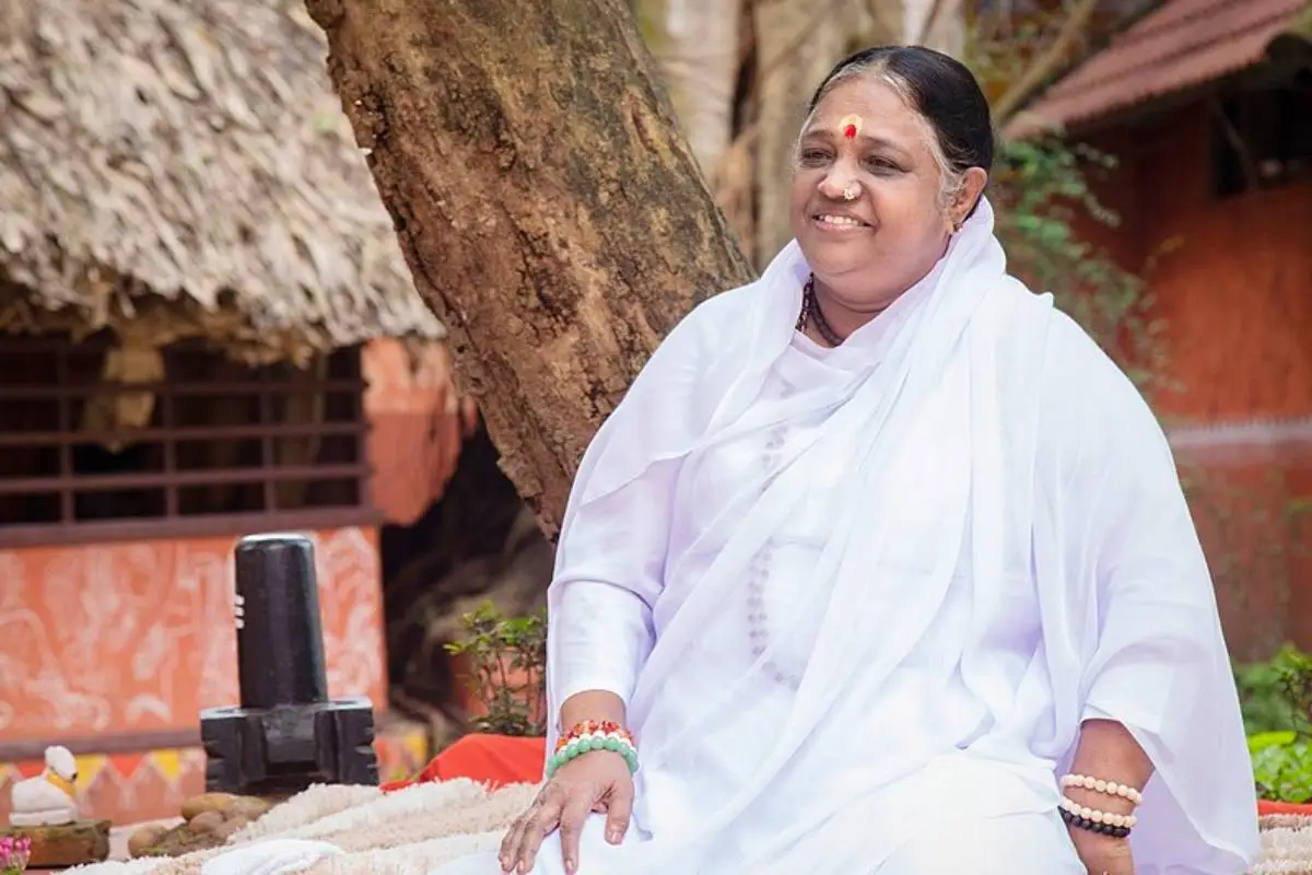 Mata Amritanandamayi On US Tour For First Time After Pandemic