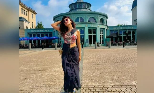 In Paris, Taapsee Pannu Shows Off Beautiful Sarees