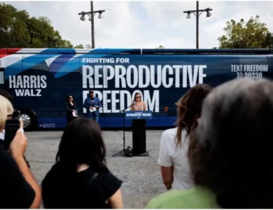 Harris' Abortion Rights Bus Tour Reaches Voters Big Rallies Don't