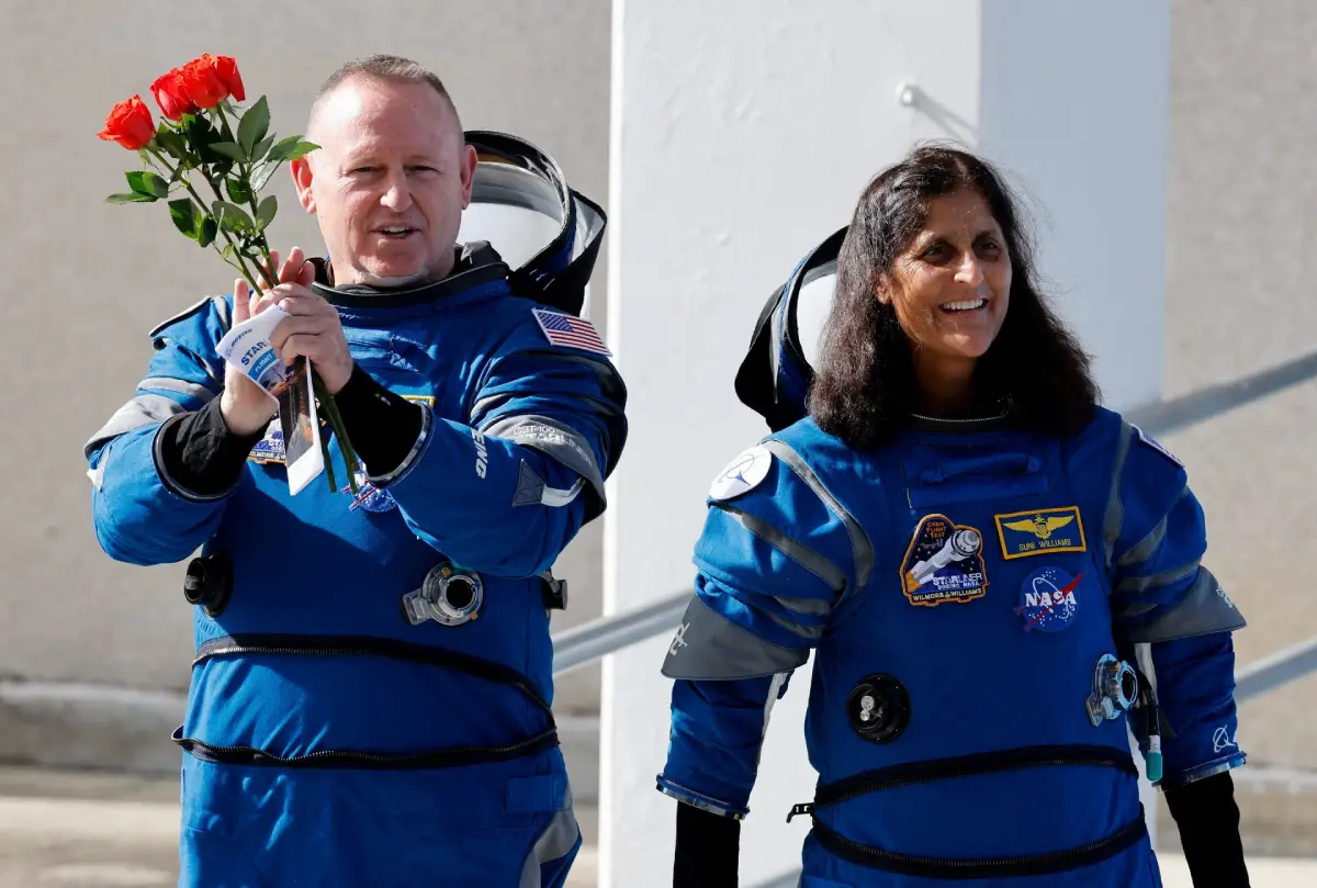 Rafis-‘Happy-Birthday-Sunita-Used-To-Serenade-Astronaut.webp