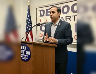 Raja Krishnamoorthi Stumps For Harris In MI