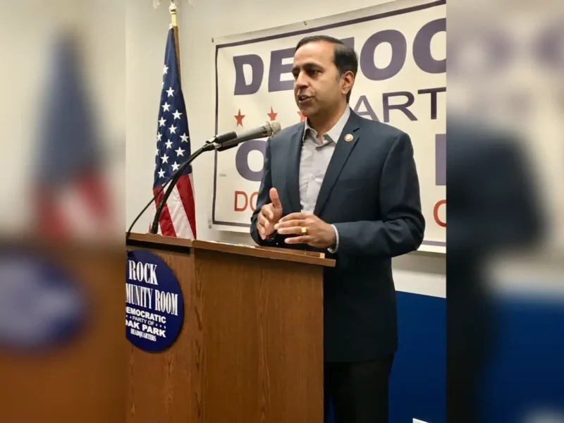 Raja Krishnamoorthi Stumps For Harris In MI