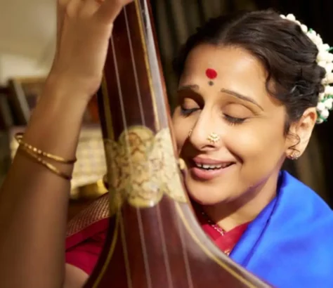 Vidya Balan Pays Photo Tribute To MS Subbulakshmi On 108th Anniv.