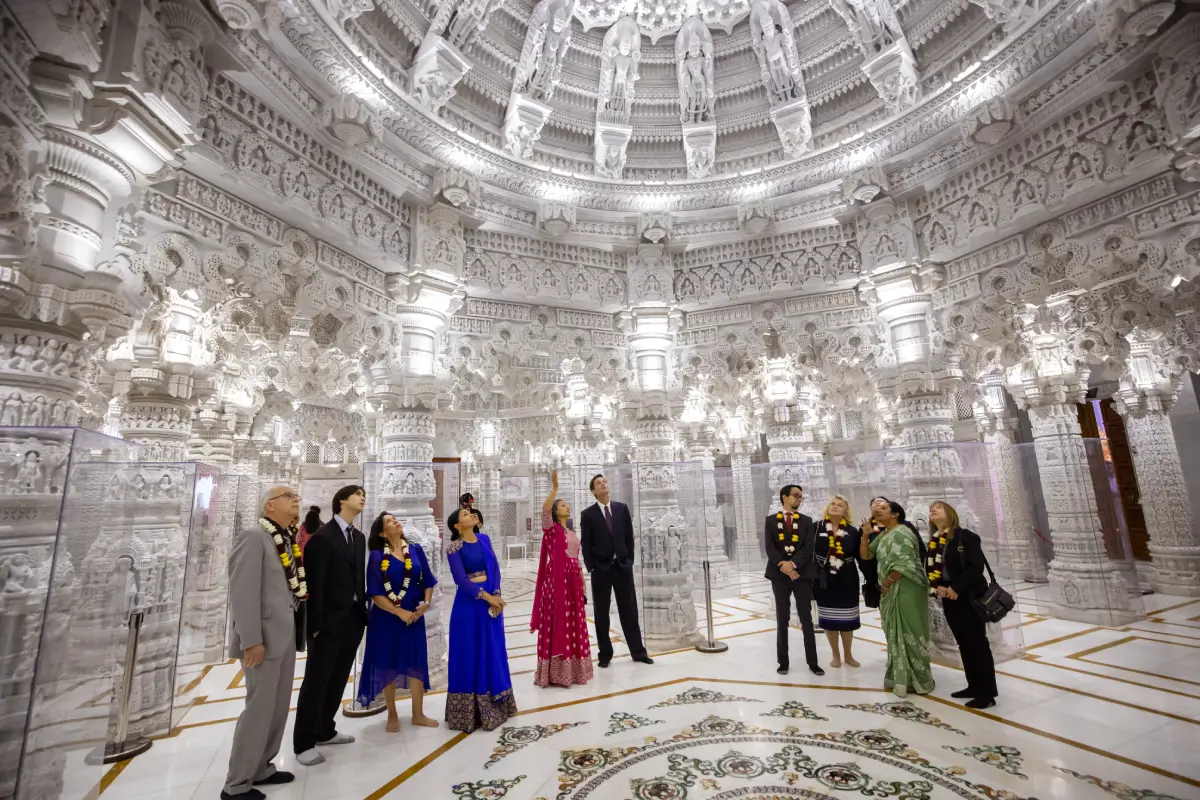 BAPS Hosts Glittering Diwali With Diplomats In LA From 15 Countries