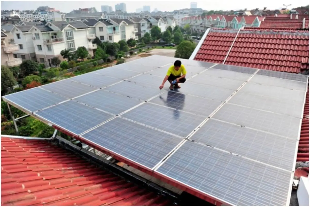 China Leads, Has Pumped Over $100 Billion Overseas In Cleantech