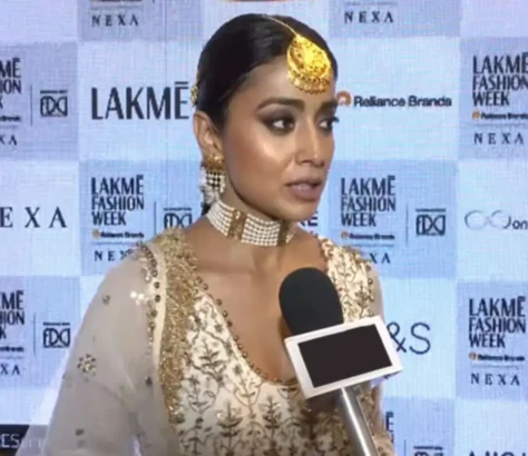 Showstopper Shriya Saran Doesn’t Walk But Dances Kathak