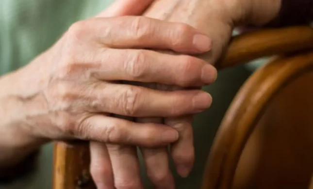 Why Some People With Rheumatoid Arthritis Have Pain Without Inflammation