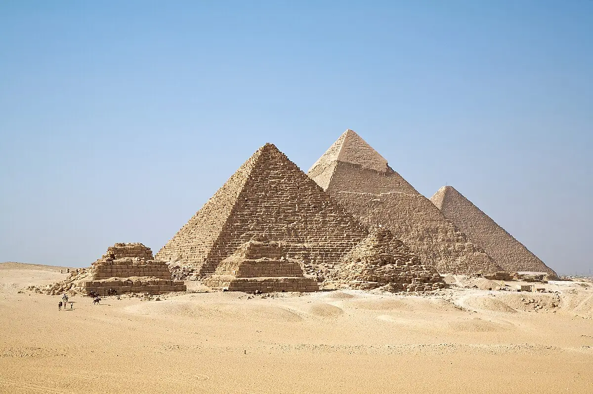 Chicago Researcher Has New Theory On How The Pyramids Were Built