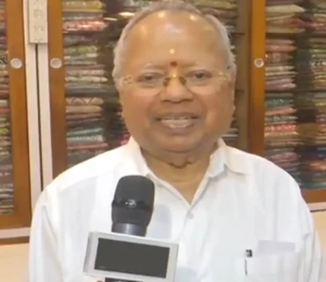Founder Of Nalli Silks, Who Resisted Automation, Dedicates Award To Weavers
