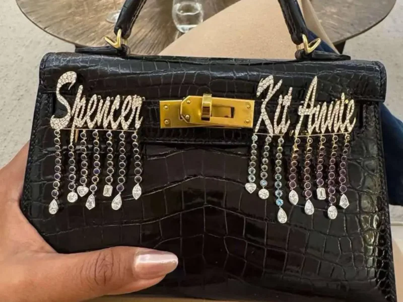 Mindy Kaling Has Indeed Arrived, Check Out Her Custom Hermès Bag