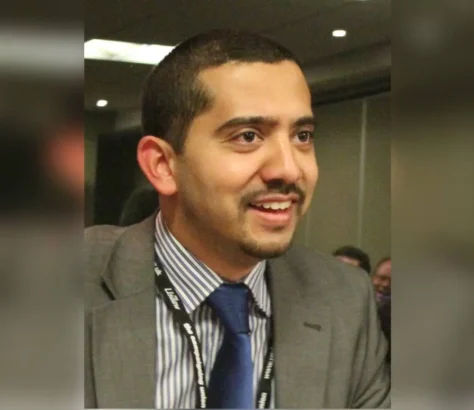 Mehdi Hasan Deletes “Poorly Worded” Tweet; Vance Calls Journalist “Dummy”
