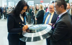 Tulsi Gabbard, Kash Patel Instruct Intelligence Officers To Ignore Elon’s Email Ultimatum