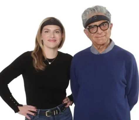 Deepak Chopra and Elemind Introduce Innovative Sleep Program With AI, Neurotechnology