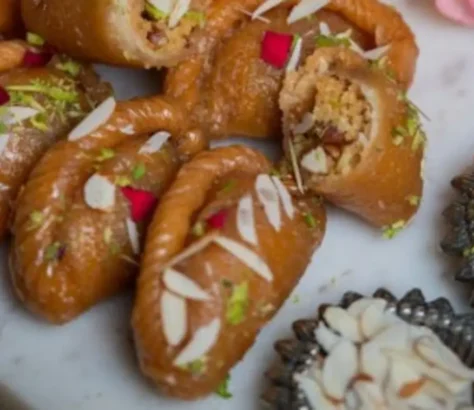 Holi: Must-Try Traditional Sweets
