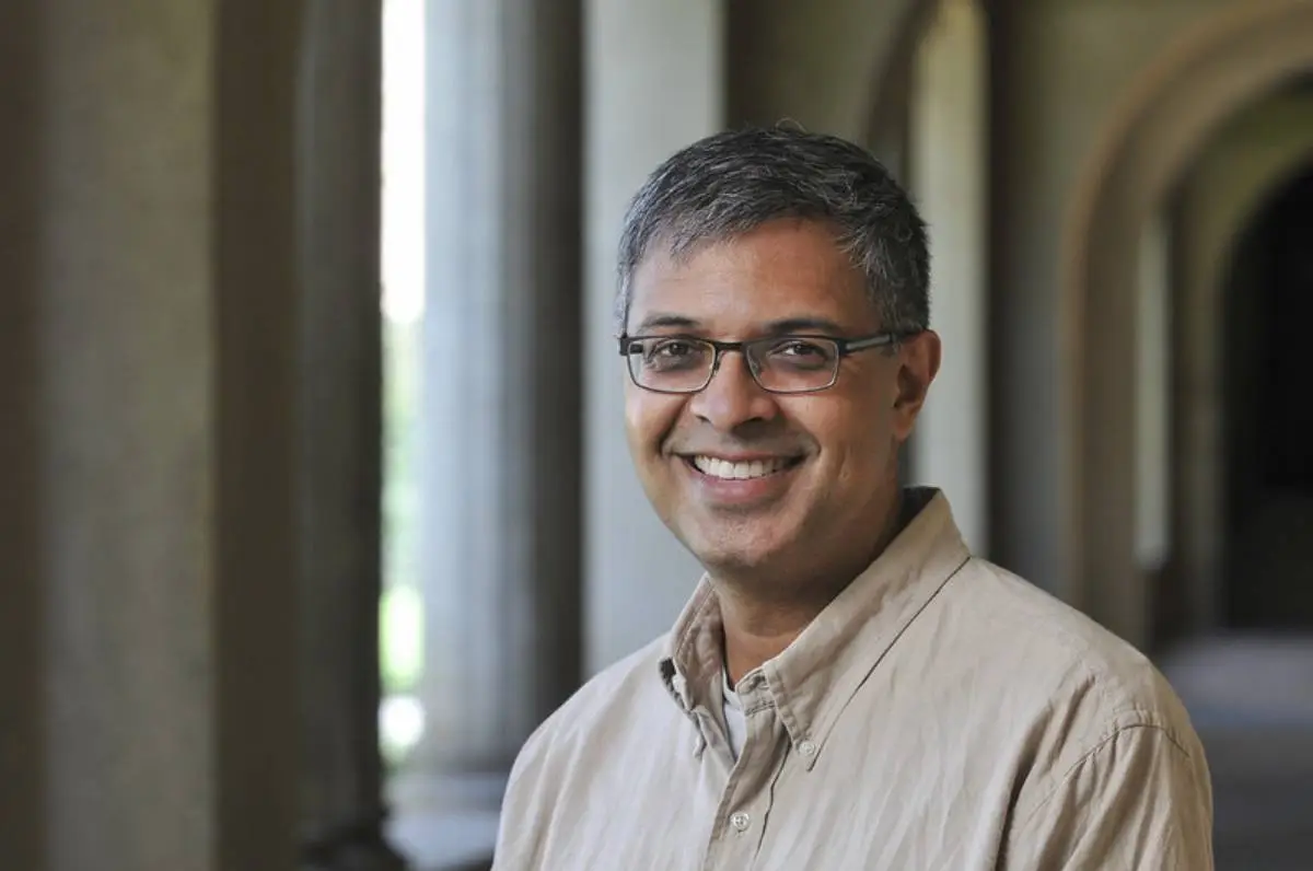 Jay Bhattacharya Nomination Advances To Full Senate Vote