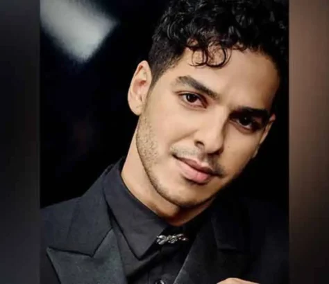 Ishaan Khatter Wants To, But Is Not Able To Steal Shahid Kapoor’s Shoes