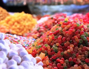 Kennedy Attacks Food Dyes, Pushes Natural Alternatives